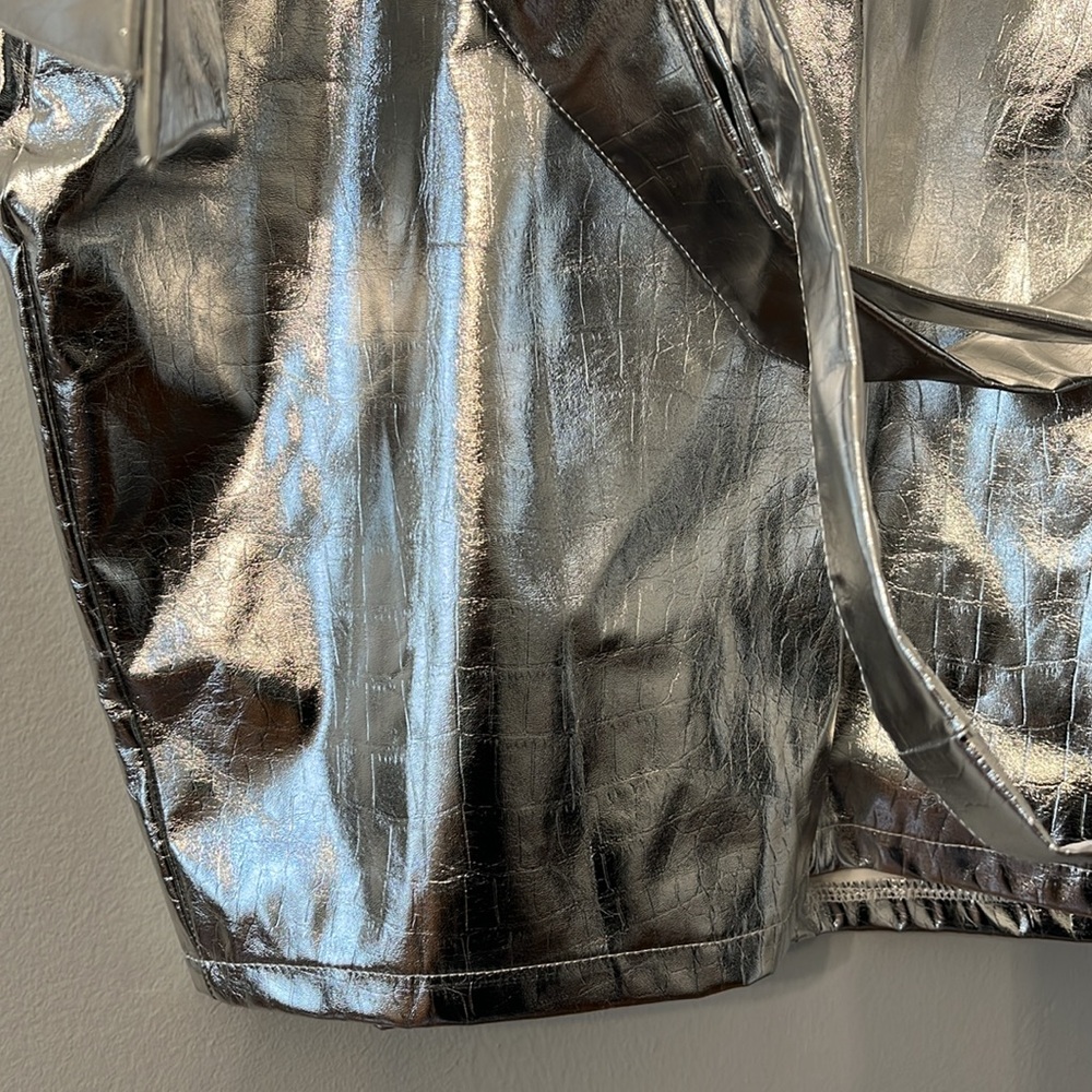 Rebdolls Metallic Mini Skirt - Picture 3 of 7